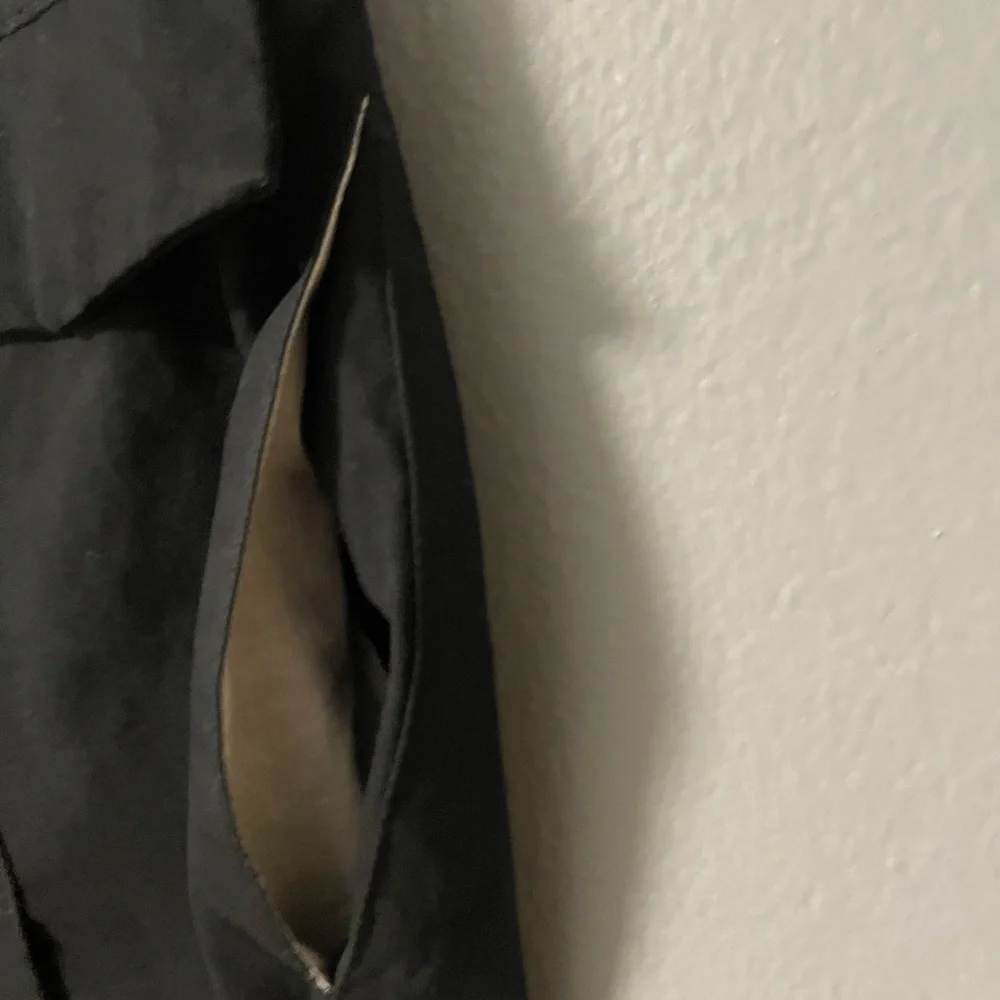 Sans Souci Black Cotton Pleated Mini Skirt. Size Small